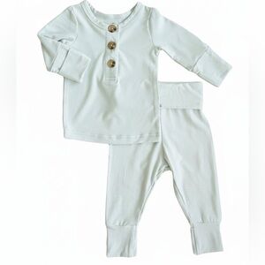 Caden Lane 2pc Bamboo Set in Soft Mint, NB-3months
